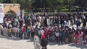 Urfa'da Binlerce Çocuk Gazze İçin Yürüdü!