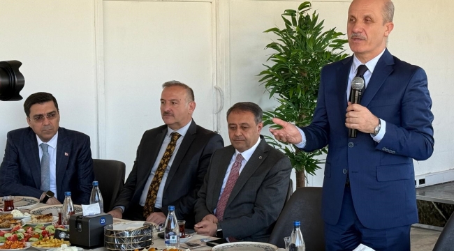 YÖK Başkanı Prof. Dr. Erol Özvar Öğrencilerimizle Kahvaltıda Bir Araya Geldi 