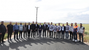 Başkan Gülpınar: "Yaklaşık 200 Kilometrelik Yol Ağı Sıcak Asfaltla Buluşacak"