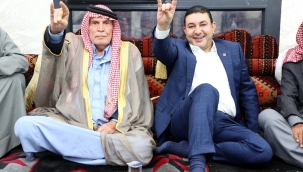 Başkan Özyavuz Vatandaşlarla Bir Araya Gelmeye Devam Ediyor
