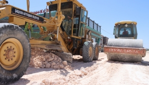 Büyükşehir Belediyesi, Viranşehir'in Kalbinde Yeni Yollar Yapıyor