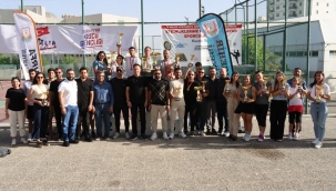 Gençlik Haftası Tenis Turnuvası Ödül Töreniyle Sona Erdi