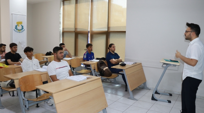 Haliliye Belediyesi'nden Eğitime Destek: Gençlere Ücretsiz Dershane