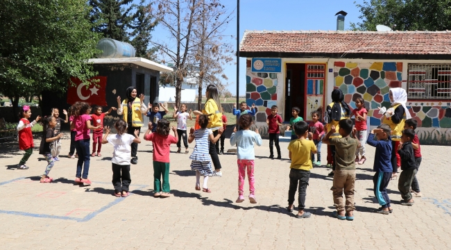 Haliliye'de Psikologlar Öğrencilerin Yanında 