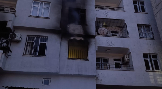 Şanlıurfa'da binada korkutan yangın 