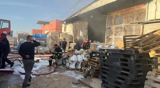 Şanlıurfa'da Depo Yangını