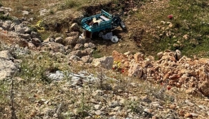 Şanlıurfa'da motosiklet uçuruma yuvarlandı, 1 ölü, 2 yaralı 