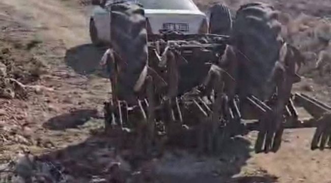 Şanlıurfa'da traktör devrildi, 1 ölü 