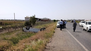 Şanlıurfa'nın Kabusu Akçakale Yolu: Otomobil Şarampole Uçtu