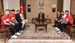Urfa'nın Gururu Suruç Hokey Takımı, Şampiyonluk İçin Sahada