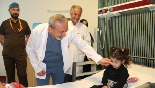 3 Yaşındaki Muhammed HRÜ'de Hayata Tutundu 