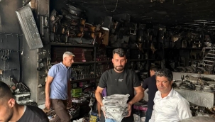 Akçakale'de iş yeri ve araç yandı 