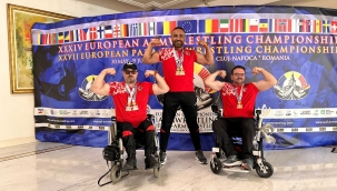 Avrupa Bilek Güreşi Şampiyonası'nda 14 Madalya!