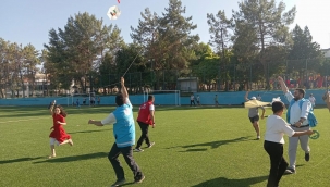 Bozova'da Uçurtma Şenliği Düzenlendi