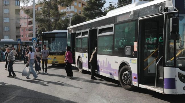 Büyükşehir Belediyesi'nden YKS Öğrencilerine Ücretsiz Ulaşım Desteği