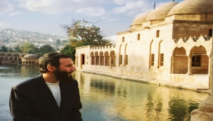 Dünyaca Ünlü Sanatçı Yusuf İslam Balıklıgöl'ü Ziyaret Etti