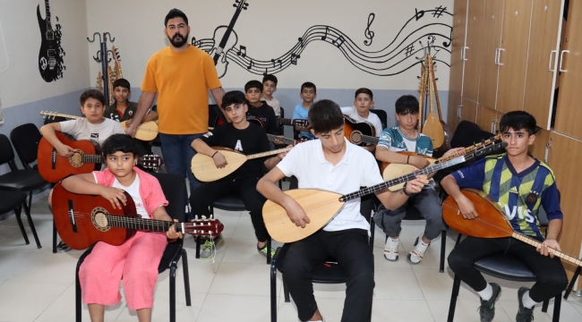 Harran Belediyesi İki Okula Yeni Kütüphane Kazandırdı 