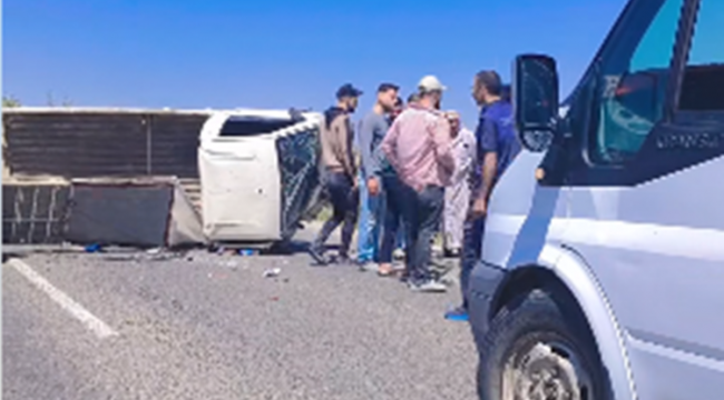 Harran'da Kamyonet Devrildi!
