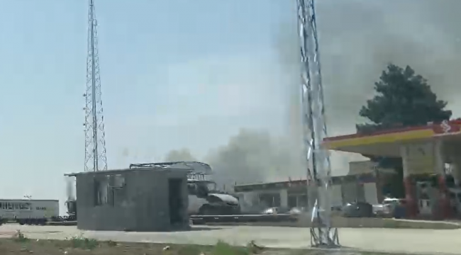 Şanlıurfa'da Anız Yangını Krizi: Tüm Uyarılara Rağmen Yasak Delindi
