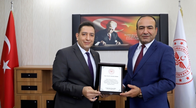 Şanlıurfa İl Sağlık Müdürlüğü'nde Devir Teslim Töreni Gerçekleştirildi
