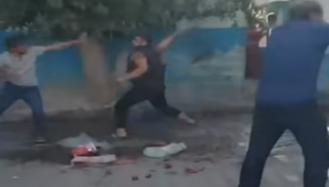 Semt Pazarında Plastik Kasa Kavgası: 3 Yaralı