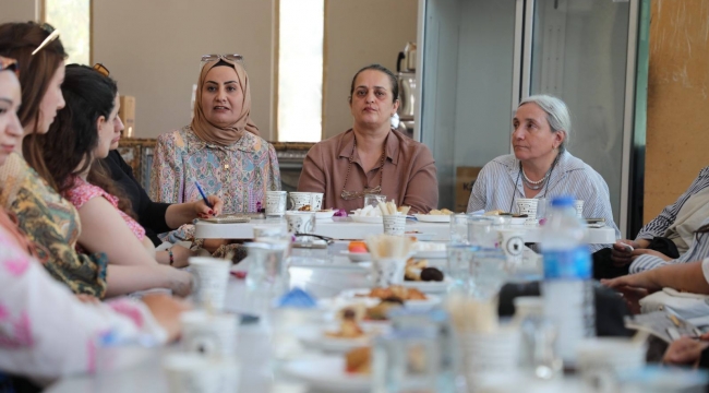 Viranşehir'de Üniversiteli Kadınlar Geleceğe Umutla Baktı
