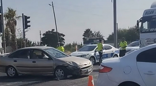 Akçakale Yolunda Zincirleme Kaza: 3 Yaralı