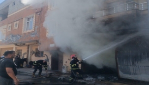 Ceylanpınar'da Depo Yangını Paniği