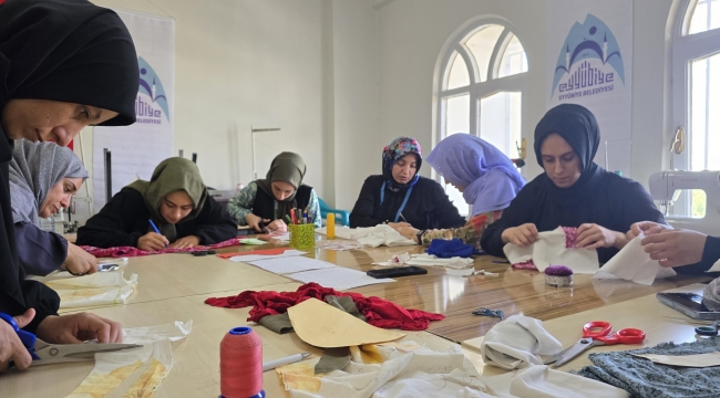 Eyyübiye'de Kadınlar Kursta Çocuklar Kreşte