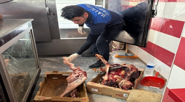 Haliliye'de Bozuk Et Skandalı! Zabıta Operasyonla El Koydu