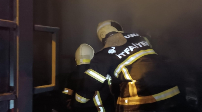 Şanlıurfa'da gece yarısı korkutan yangın