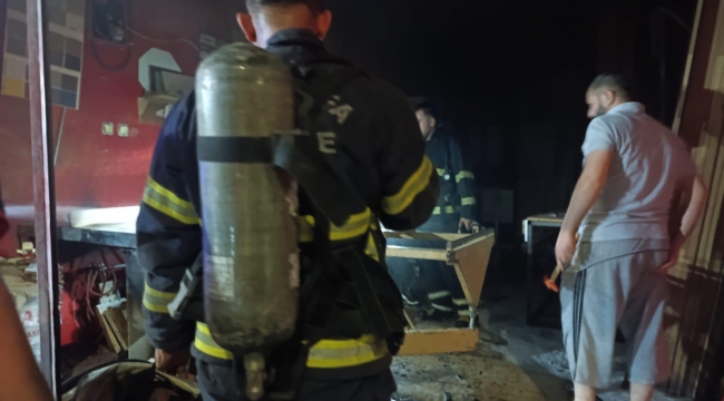 Şanlıurfa'da iş yeri yangını 