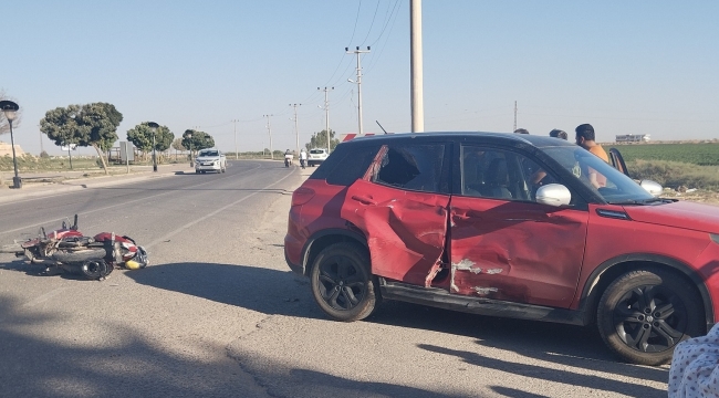 Şanlıurfa'da Otomobil İle Motosiklet Çarpıştı, 1 Yaralı
