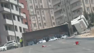 Şanlıurfa'da Tır Yan Yattı