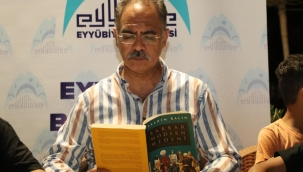 Başkan Kuş, Gezici Kütüphane Etkinliğinde Çocuklar ve Gençlerle Buluştu