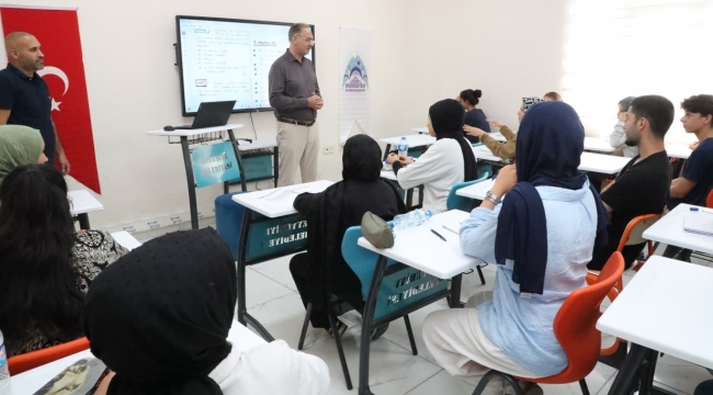 Başkan Mehmet Kuş, her türlü destek sözü verdiği gençlerden tek bir şey istedi