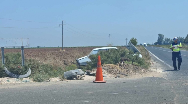 Şanlıurfa'da 2 Araç Ve Motosiklet Çarpıştı, 3 Yaralı 