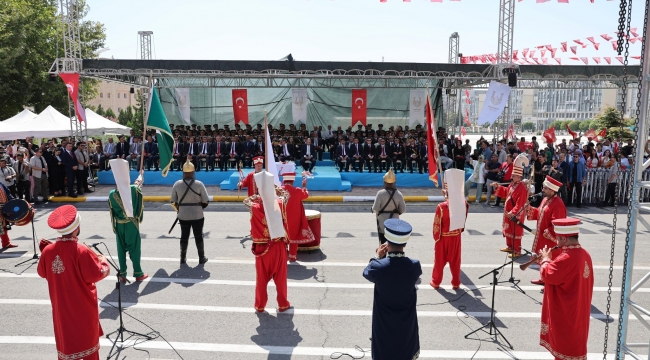 Şanlıurfa'da 30 Ağustos Zafer Bayramı coşkuyla kutlandı