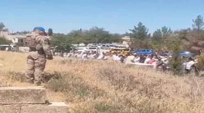 Şanlıurfa'da Kavgada Hayatını Kaybeden Amca ve Yeğen Son Yolculuklarına Uğurlandı