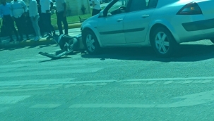 Şanlıurfa'da motosiklet ile otomobil çarpıştı 