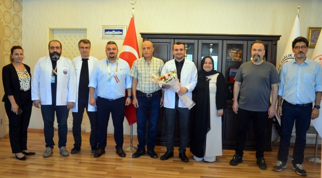 Şanlıurfa Mehmet Akif İnan Eğitim ve Araştırma Hastanesi'nde Bir İlk: İlk Acil Tıp Uzmanı Mezun Oldu