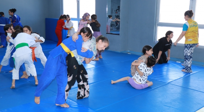 Sporun Kalbi Haliliye'de Atıyor: Minik Judocular Geleceğe Hazırlanıyor