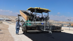 Büyükşehir, Sanayi Bölgelerinin Ulaşım Çilesine Son Veriyor 