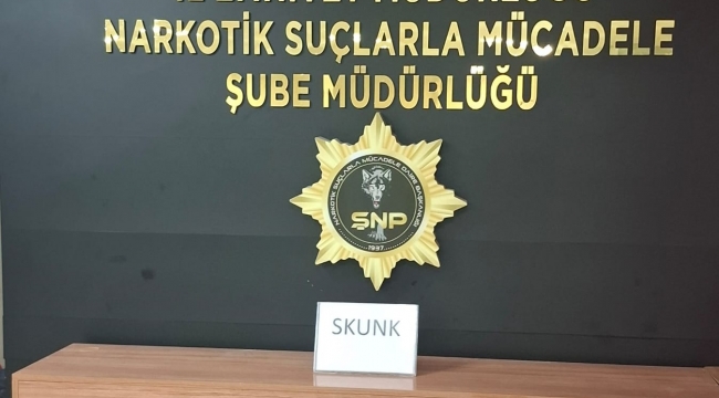 Durdurulan yolcu otobüsünde uyuşturucu ele geçirildi 
