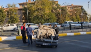 Haliliye'de Feci Kaza: Araç Takla Attı, Sürücü Yaralandı