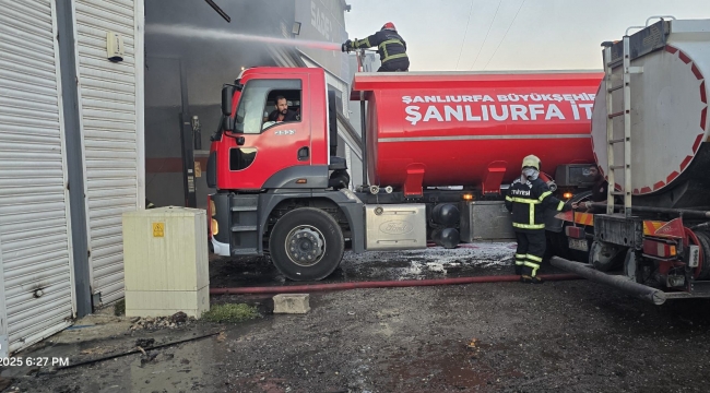 Şanlıurfa'da iş yeri kül oldu 