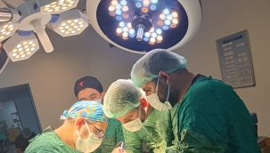 Viranşehir Devlet Hastanesi'nde Başarılı Rektum Kanseri Ameliyatı