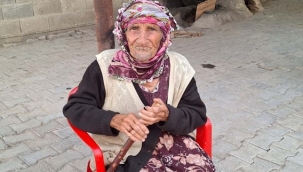 100 Yaşındaki Feride Bakar, Yüzyıla Tanıklık Ediyor: "Memleketinize Sahip Çıkın"