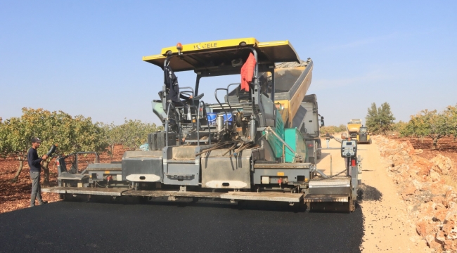 39 Km'lik Grup Yolunda Asfalt Çalışmaları Sürüyor