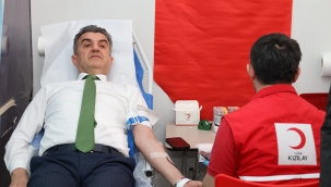 AK Parti Şanlıurfa'da 'Kan Ver, Can Ver' Kampanyasına Yoğun İlgi